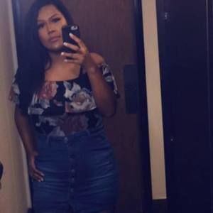 Meet your Posher, Marisol